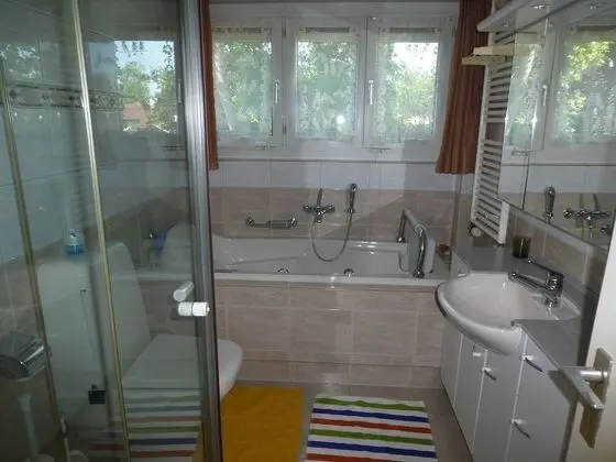 Tek Kişilik Oda, Ortak Banyo