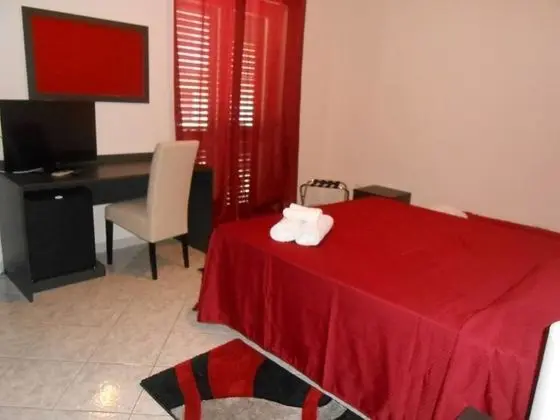 Tek Büyük Yataklı Oda, Balkon