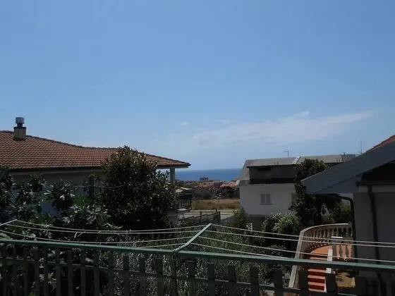 Tek Büyük Yataklı Oda, Balkon