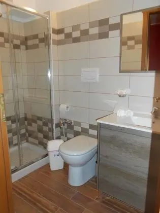 Tek Büyük Yataklı Oda, Balkon
