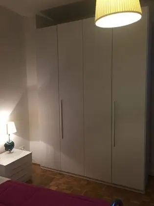 Tek Büyük veya İki Ayrı Yataklı Oda, Ortak Banyo
