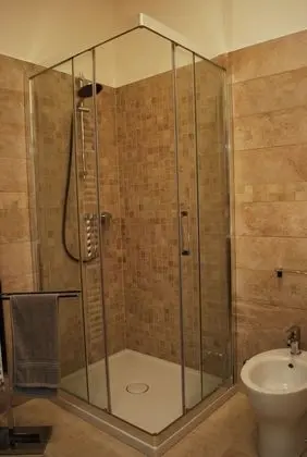 Tek Büyük Yataklı Oda, Bahçe Manzaralı