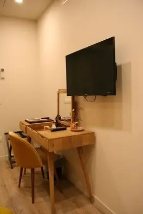 Standard Tek Büyük Yataklı Oda (5)