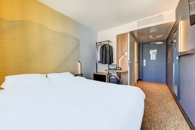 Tek Büyük Yataklı Oda, Sigara İçilmez