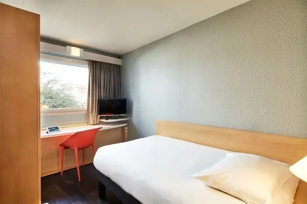 Tek Kişilik Oda, Sigara İçilmez