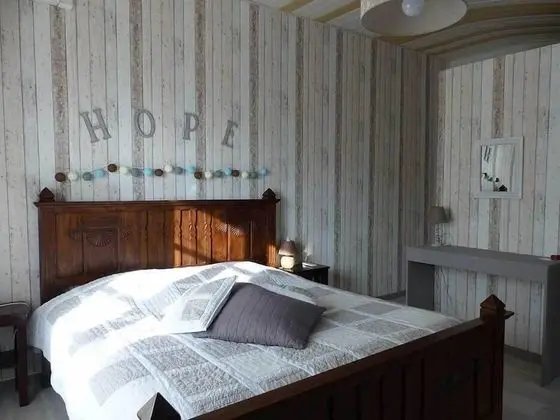 Standard Tek Büyük Yataklı Oda