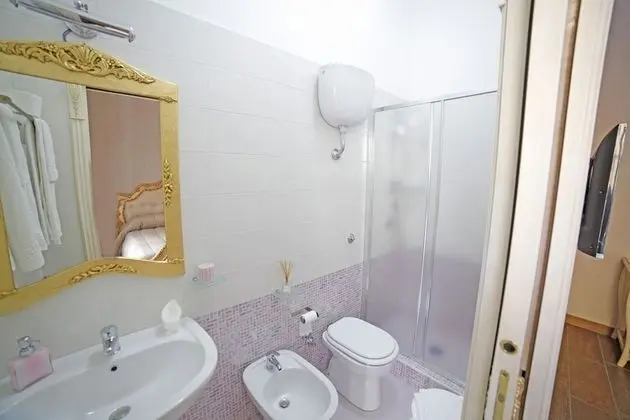 Exclusive Tek Büyük Yataklı Oda, 1 En Büyük (King) Boy Yatak, Balkon, Şehir Manzaralı