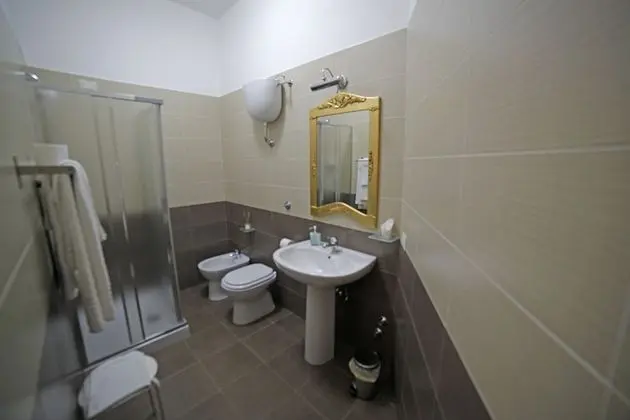 Exclusive Tek Büyük Yataklı Oda, 1 En Büyük (King) Boy Yatak, Balkon, Şehir Manzaralı