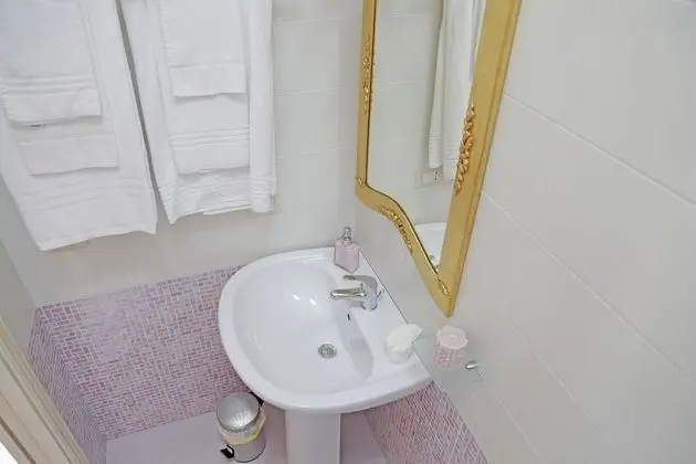 Exclusive Tek Büyük Yataklı Oda, 1 En Büyük (King) Boy Yatak, Balkon, Şehir Manzaralı