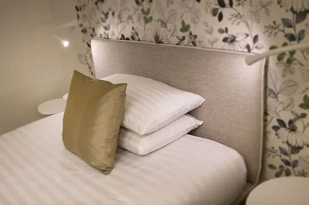 Comfort Tek Büyük Yataklı Oda (London)