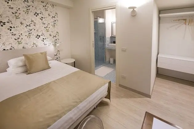 Comfort Tek Büyük Yataklı Oda (London)