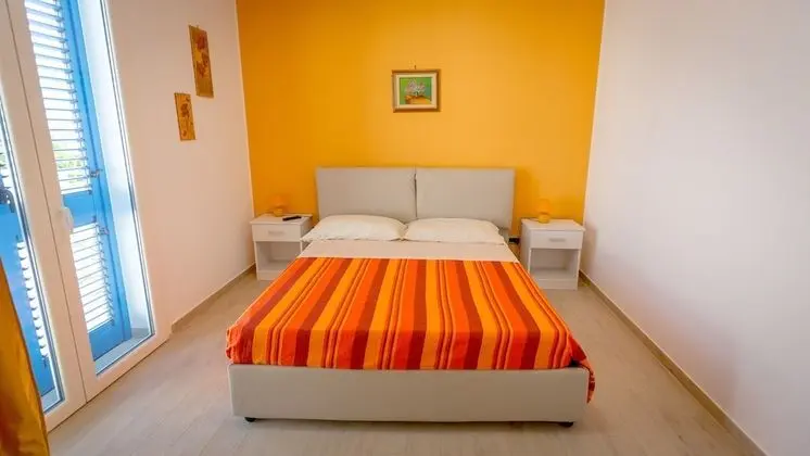 Tek Büyük Yataklı Oda, Balkon, Deniz Manzaralı