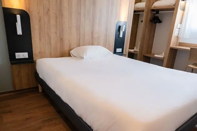 Tek Büyük Yataklı Oda, Sigara İçilmez