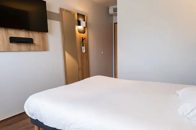 Tek Büyük Yataklı Oda, Sigara İçilmez