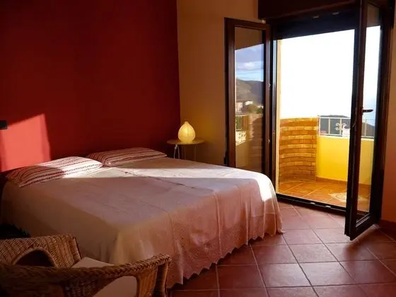 Tek Büyük Yataklı Oda, Deniz Manzaralı