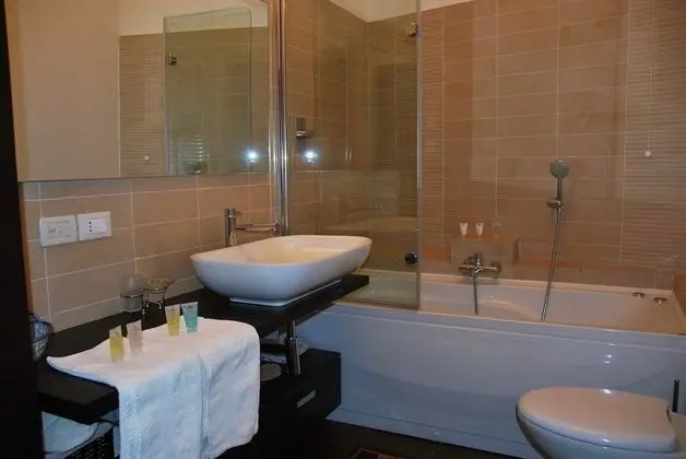 Tek Büyük Yataklı Oda (Blu)