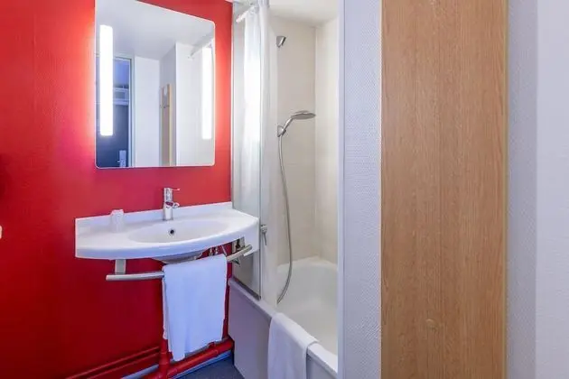 Tek Büyük Yataklı Oda, Sigara İçilmez