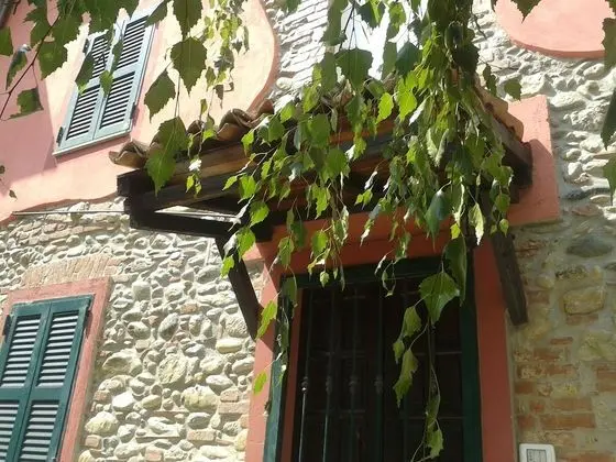 Dubleks, 2 Yatak Odası, Küçük Mutfak, Bahçeli