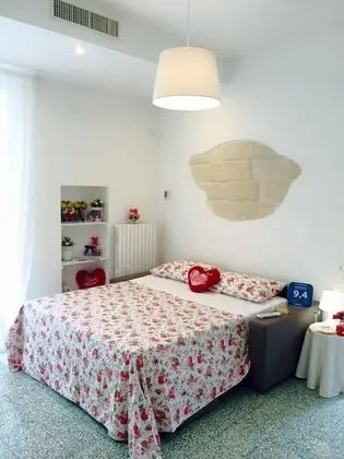 Büyük Yataklı Tek Kişilik Oda