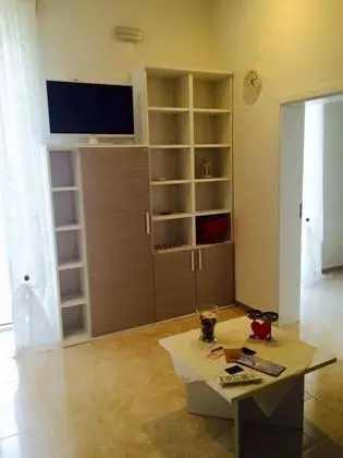 Büyük Yataklı Tek Kişilik Oda