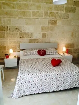 Büyük Yataklı Tek Kişilik Oda