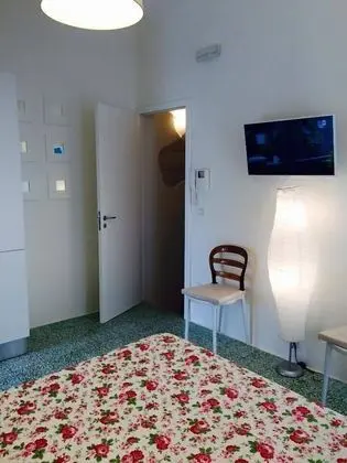 Büyük Yataklı Tek Kişilik Oda