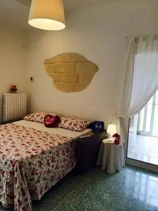 Büyük Yataklı Tek Kişilik Oda