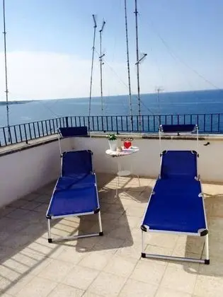 Büyük Yataklı Tek Kişilik Oda