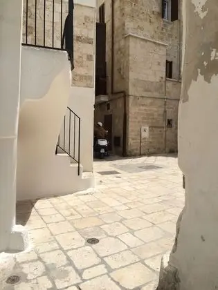 Büyük Yataklı Tek Kişilik Oda