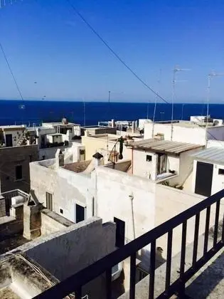 Büyük Yataklı Tek Kişilik Oda