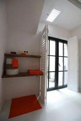 Tek Büyük Yataklı Oda, Veranda