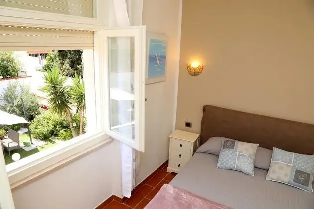 Luxury Tek Büyük Yataklı Oda, Bahçe Manzaralı