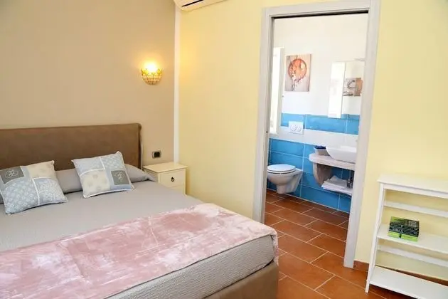 Luxury Tek Büyük Yataklı Oda, Bahçe Manzaralı