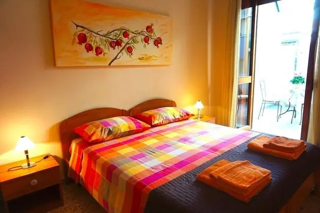 Tek Büyük veya İki Ayrı Yataklı Oda, Banyolu/Duşlu