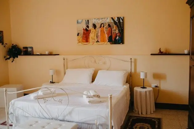 Tek Büyük Yataklı Oda, Banyolu/Duşlu, Bahçe Manzaralı (Degas)