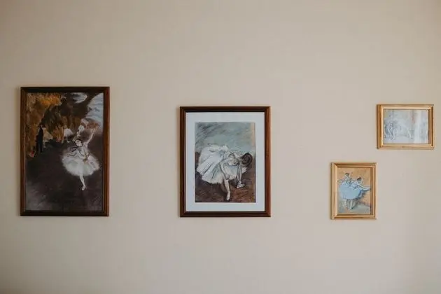 Tek Büyük Yataklı Oda, Banyolu/Duşlu, Bahçe Manzaralı (Degas)
