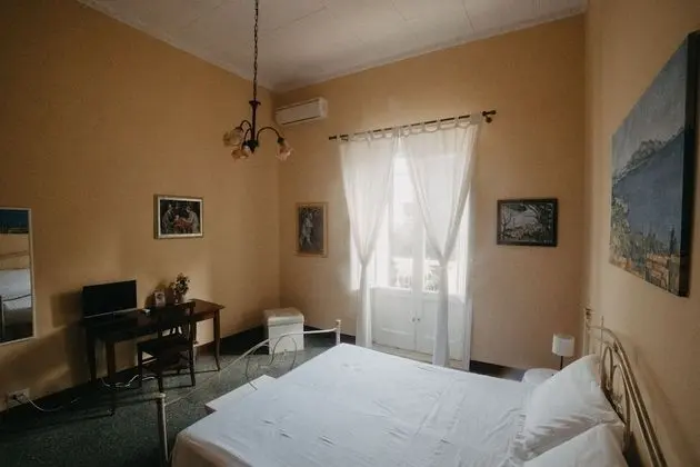 Tek Büyük Yataklı Oda, Özel Banyo, Bahçe Manzaralı (Cezanne)