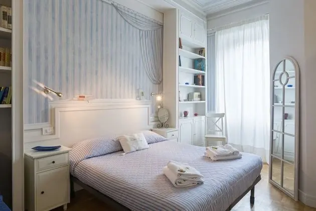 Tek Büyük Yataklı Oda (PIRANDELLO)