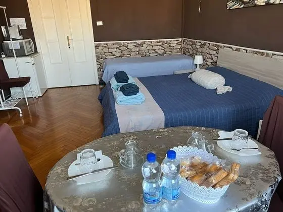 Classic Tek Büyük veya İki Ayrı Yataklı Oda, 1 Yatak Odası, Ortak Banyo, Kule (External)