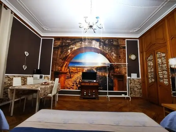 Standard Dört Kişilik Oda, 1 Yatak Odası, Ortak Banyo, Şehir Manzaralı