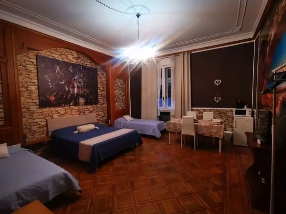 Standard Dört Kişilik Oda, 1 Yatak Odası, Ortak Banyo, Şehir Manzaralı
