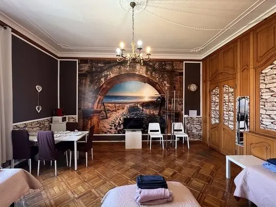 Standard Dört Kişilik Oda, 1 Yatak Odası, Ortak Banyo, Şehir Manzaralı