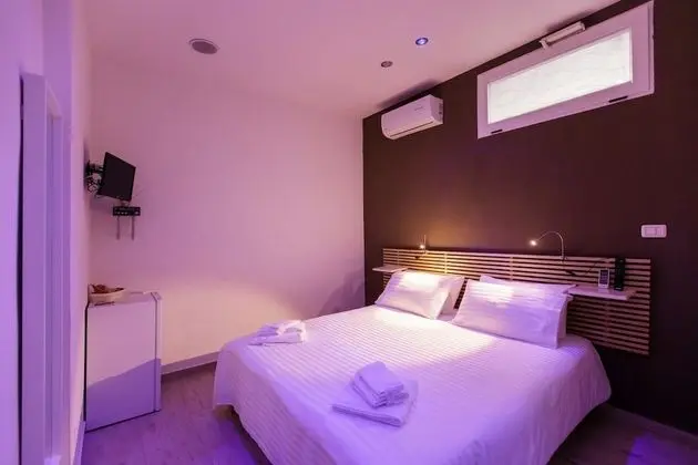 Comfort Tek Büyük veya İki Ayrı Yataklı Oda, Mutfak