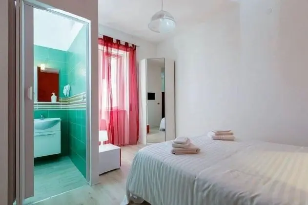 Üç Kişilik Oda, Küçük Mutfak