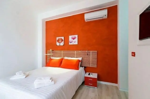 Üç Kişilik Oda, Küçük Mutfak