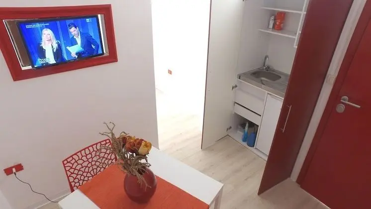 Üç Kişilik Oda, Küçük Mutfak