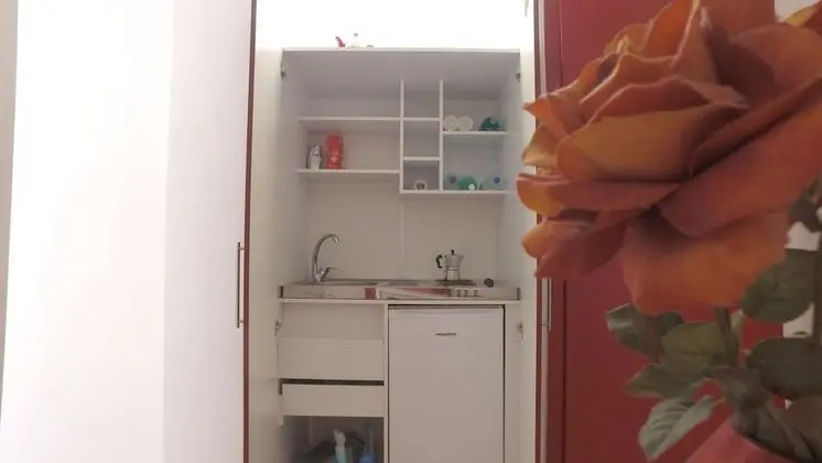 Üç Kişilik Oda, Küçük Mutfak