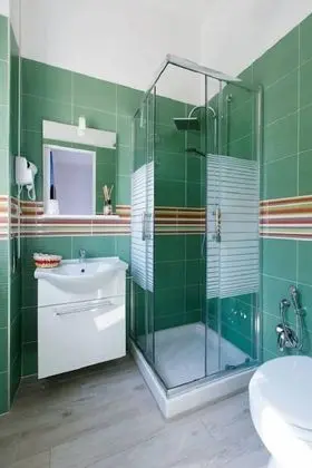 Üç Kişilik Oda, Küçük Mutfak