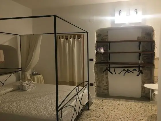 Tek Büyük Yataklı Oda, 1 Büyük (Queen) Boy Yatak, Sigara İçilmez (3)