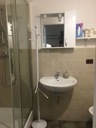 Tek Büyük Yataklı Oda, 1 Büyük (Queen) Boy Yatak, Sigara İçilmez (3)